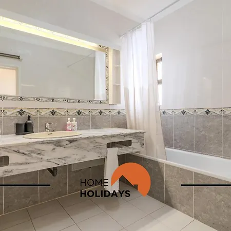 #336 Sol By Holidays Holiday home *