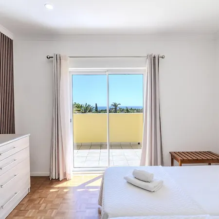 펜션 #336 Sol Pool & Comfort Sesmarias